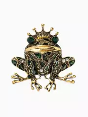 Брошь «Лягушка принцесса», зелёная в чернёном золоте