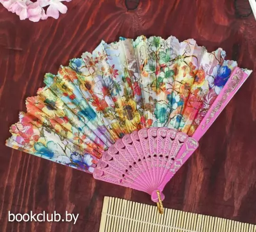 Веер пластиковый