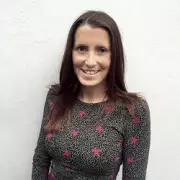 Изабелль Брум