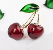 Брошь «Вишня» наливная, цвет бордово-зеленый в золоте